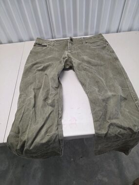 Kuhl Olive Green Jeans Men's Size 38x32